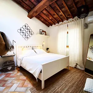 La Bouganville Bed & Breakfast